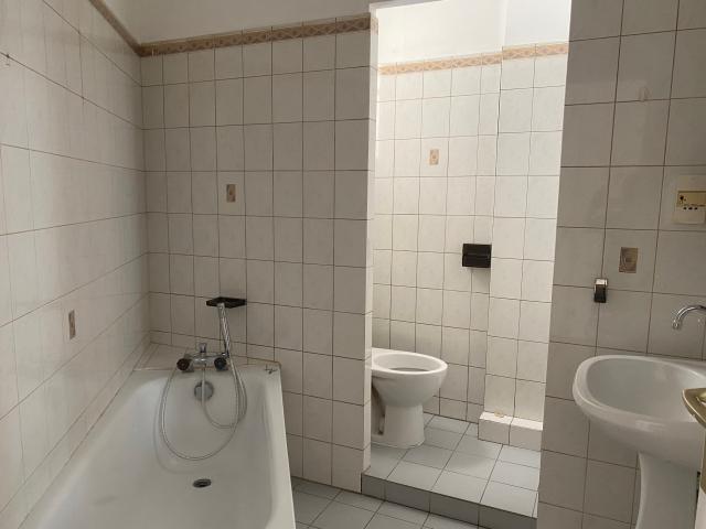 Location appartement T1 Paris 14 - Photo 4