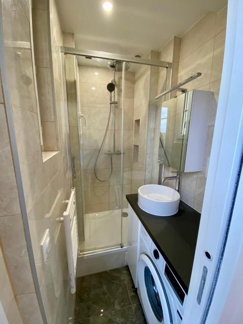 Location appartement T2 Paris 18 - Photo 4