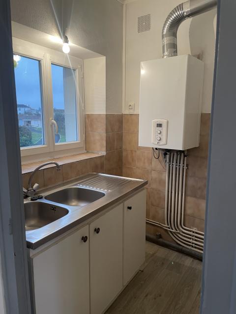 Location appartement T2 Poitiers - Photo 2