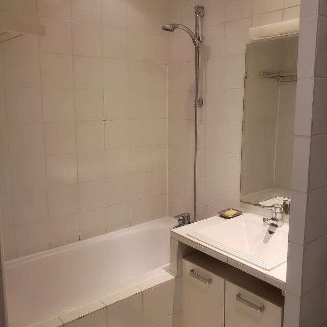 Location appartement T2 Paris 18 - Photo 7