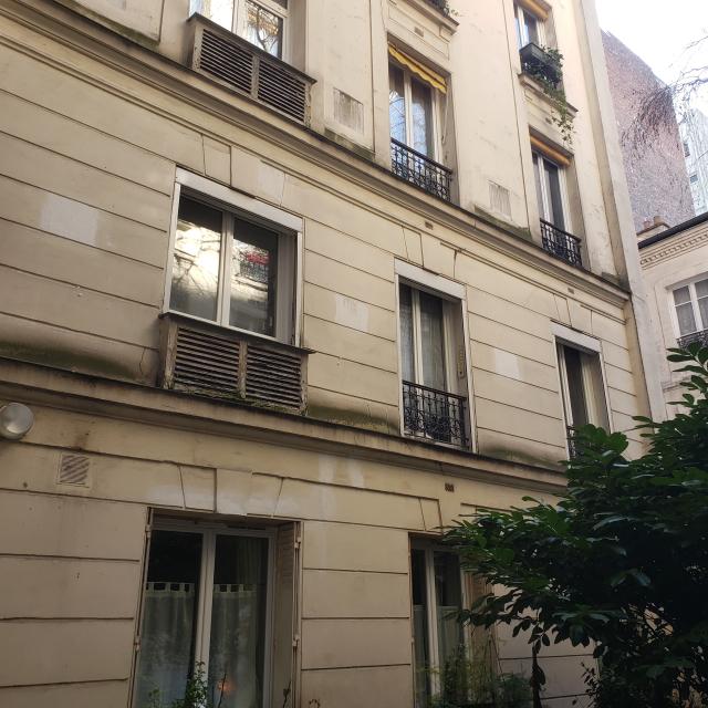 Location appartement T2 Paris 18 - Photo 10