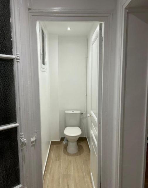 Location appartement T2 Paris 18 - Photo 4
