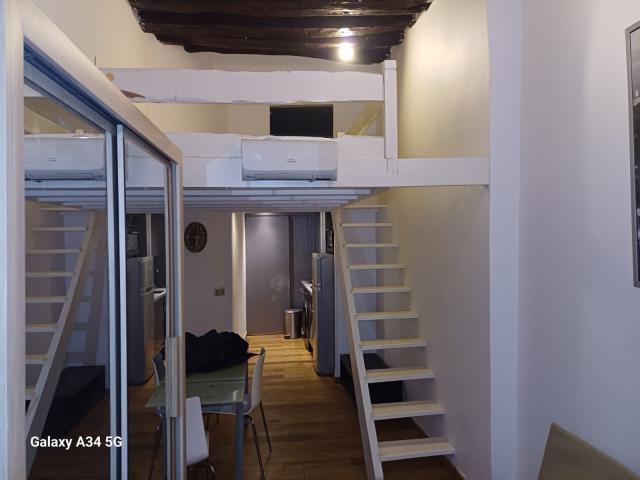 Location appartement T1 Paris 05 - Photo 2