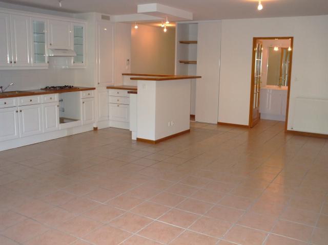 Location appartement T3 Sain Bel - Photo 2