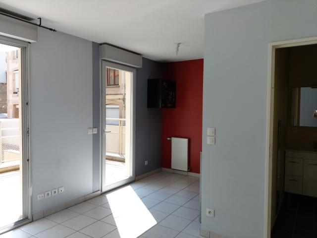 Location studio St Etienne - Photo 3