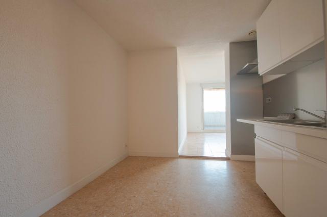 Location appartement T3 Sauveterre - Photo 7