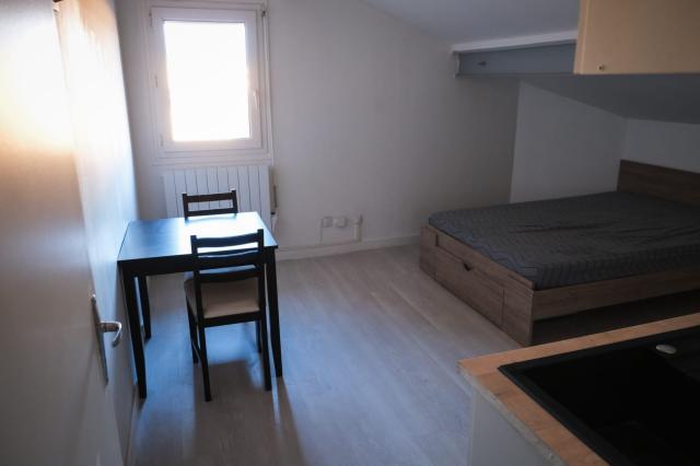 Location studio St Etienne - Photo 3