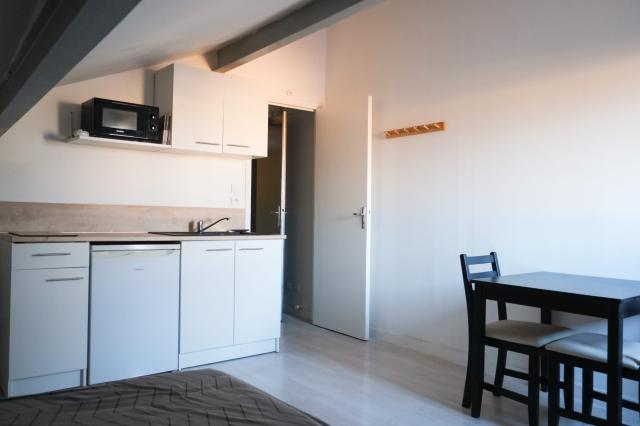 Location studio St Etienne - Photo 5