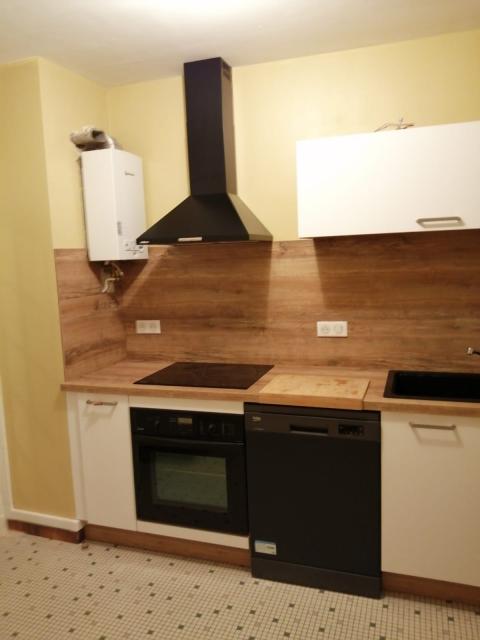 Location appartement T5 Chatenoy le Royal - Photo 2