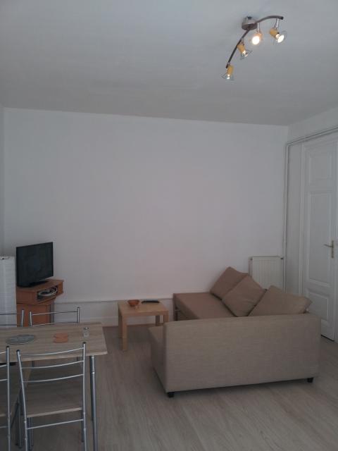 Location studio St Etienne - Photo 4