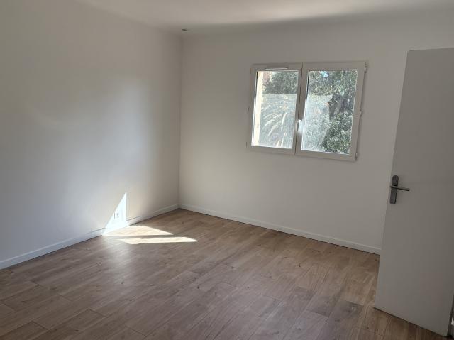 Location appartement T5 St Raphael - Photo 3