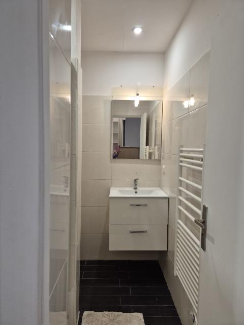 Location studio Marseille 02 - Photo 9