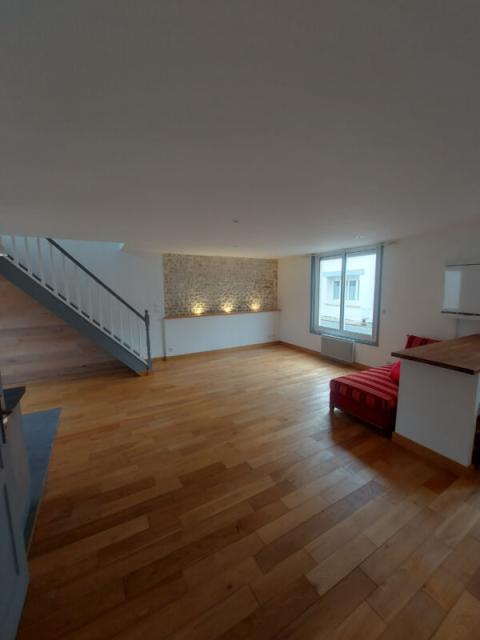 Location maison F3 La Rochelle - Photo 3