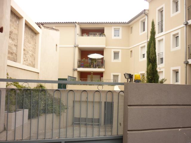 Location appartement T2 Vauvert - Photo 2