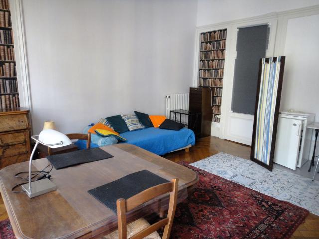 Location studio St Etienne - Photo 4