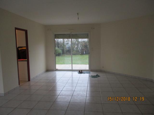 Location maison F5 Vouneuil sous Biard - Photo 2