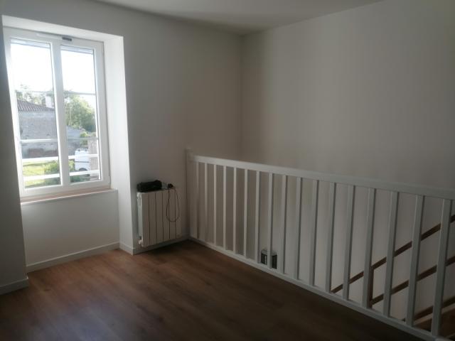 Location appartement T2 Velluire - Photo 3