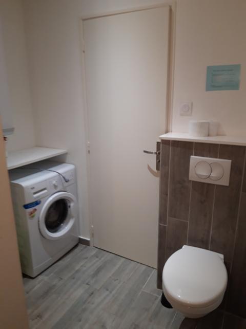 Location studio St Etienne - Photo 6