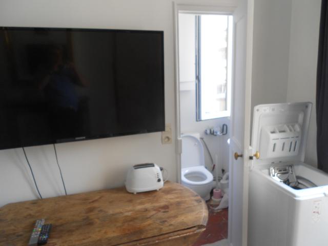 Location appartement T2 Paris 07 - Photo 3