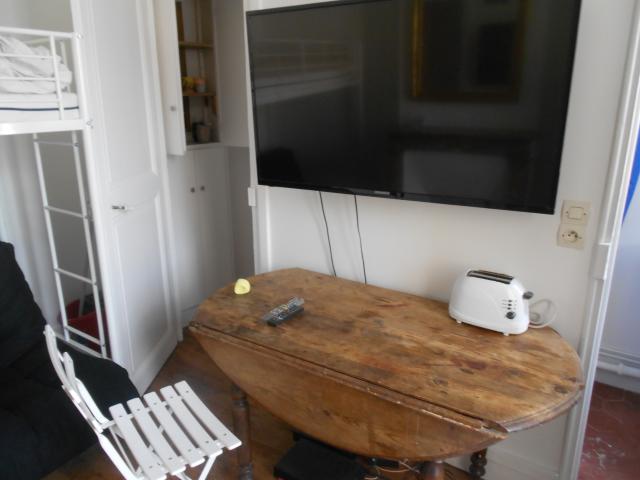Location appartement T2 Paris 07 - Photo 5