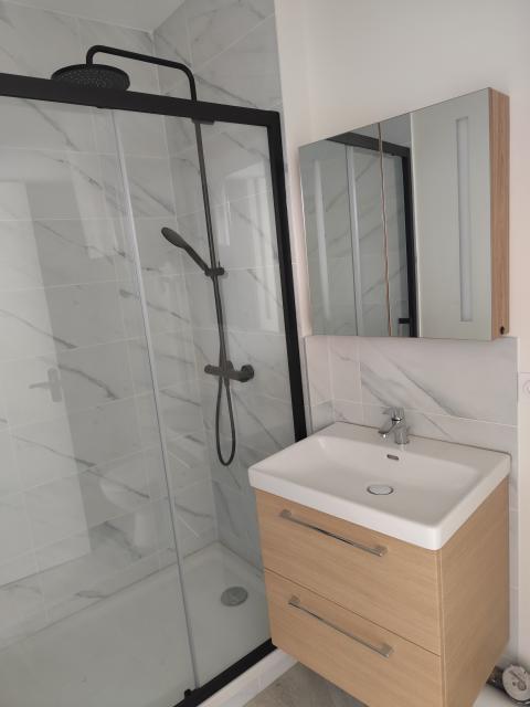 Location studio St Etienne - Photo 3