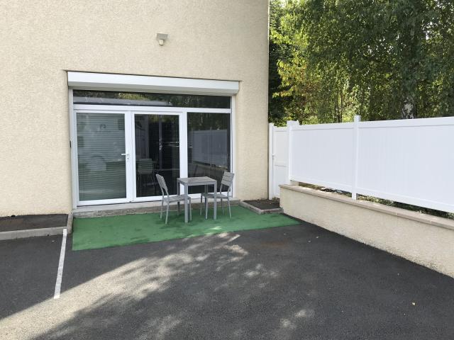 Location appartement T3 Pommiers - Photo 2