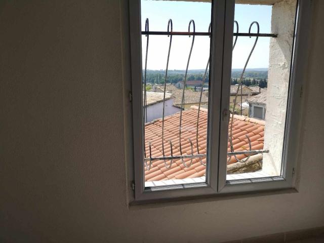 Location maison F3 St Quentin la Poterie - Photo 3