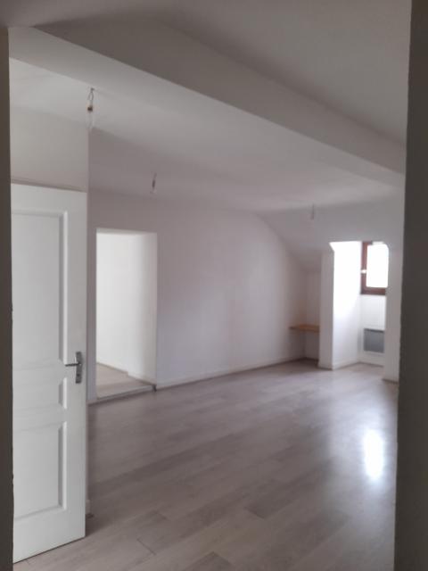 Location appartement T5 Cremieu - Photo 2