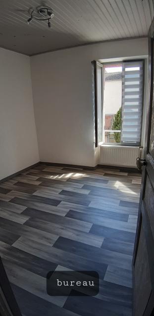 Location maison F4 Villeneuve sur Yonne - Photo 6