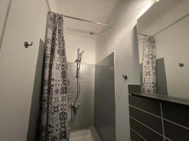 Location studio Nimes - Photo 2