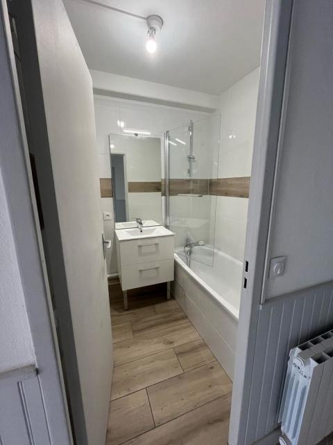 Location appartement T3 Sury le Comtal - Photo 9