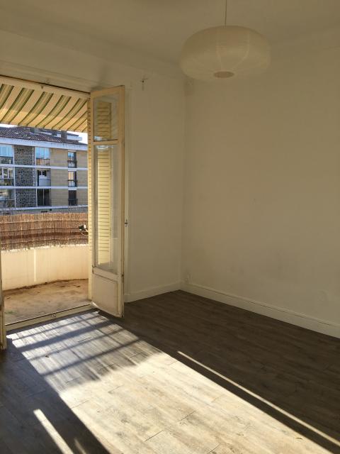 Location appartement T3 Aix en Provence - Photo 2