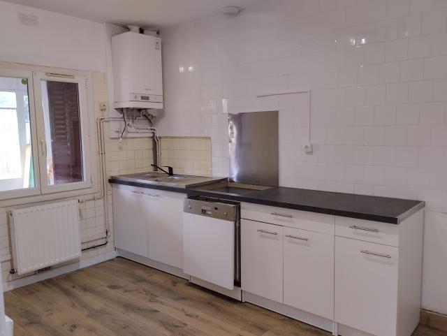 Location maison F2 La Ville du Bois - Photo 6