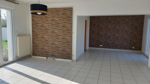 Location maison F4 Cholet - Photo 2