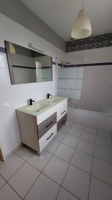 Location maison F4 Cholet - Photo 4