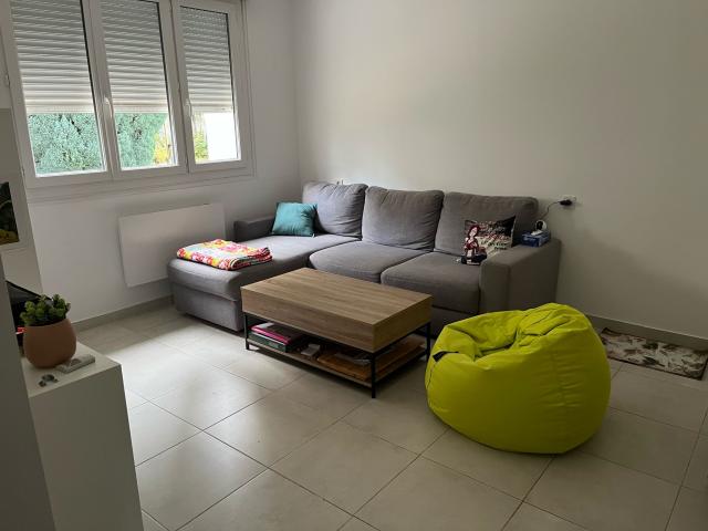 Location appartement T2 Trelaze - Photo 2