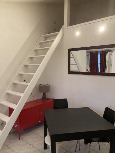 Location studio Marseille 06 - Photo 2