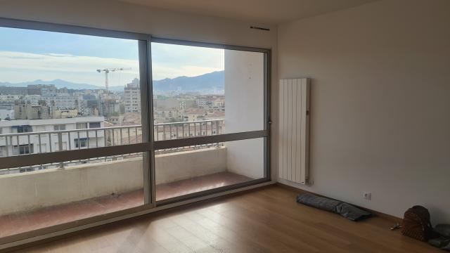 Location studio Marseille 05 - Photo 4