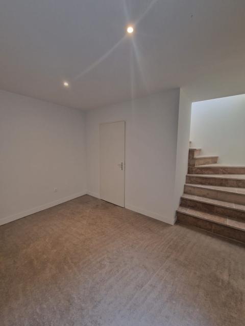 Location maison F3 Castries - Photo 4
