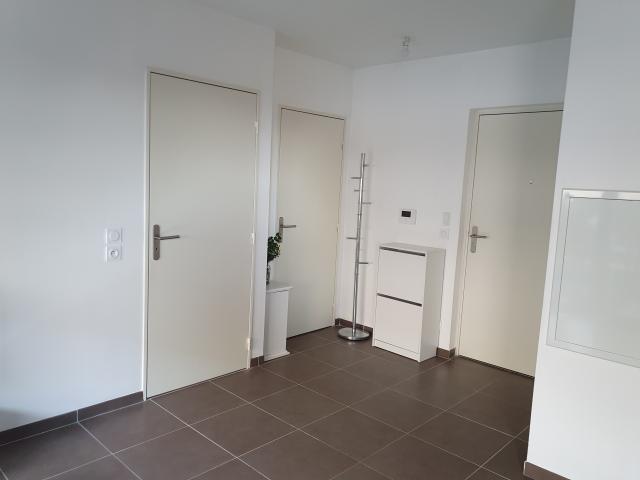 Location appartement T2 Marseille 01 - Photo 9