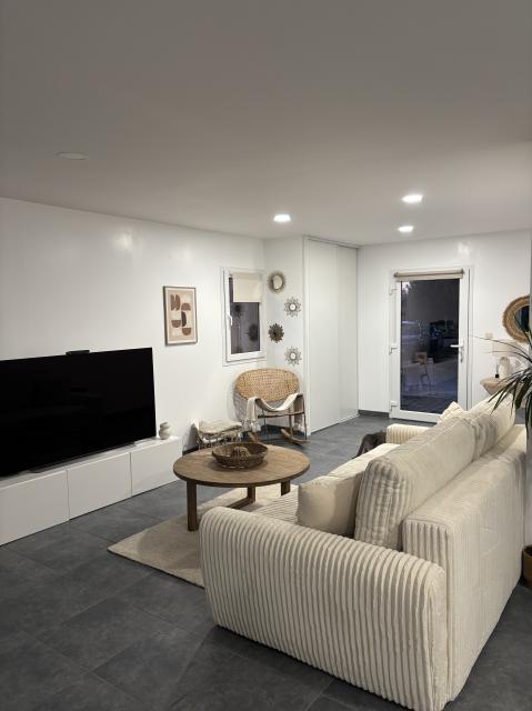 Location appartement T4 Prunay - Photo 2