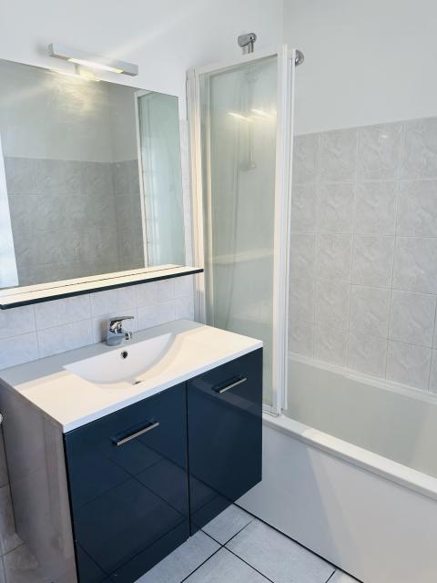 Location appartement T2 Villeneuve le Roi - Photo 3