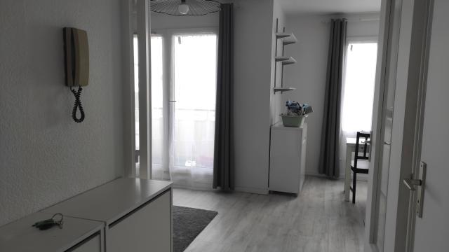 Location studio Montigny le Bretonneux - Photo 2