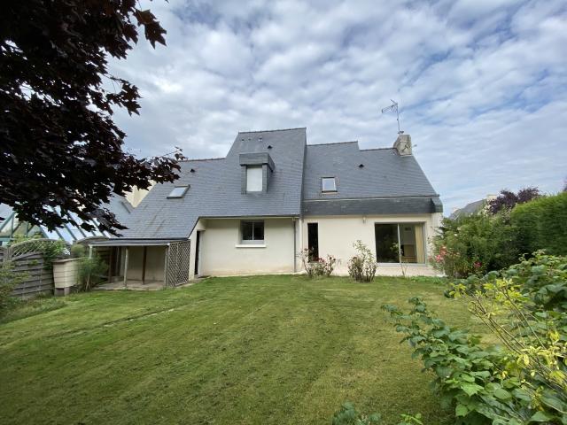 Location maison F6 Lamballe - Photo 1