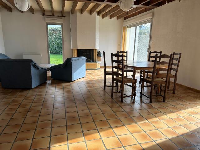 Location maison F6 Lamballe - Photo 2