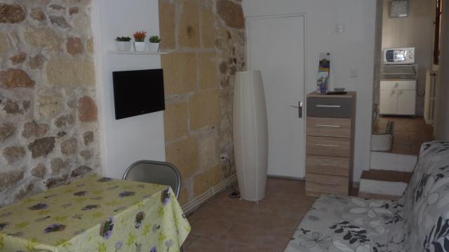 Location maison F2 Arles - Photo 6