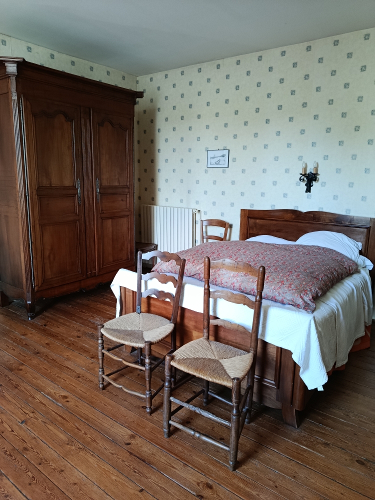 Location chambre Chateauneuf sur Charente - Photo 1