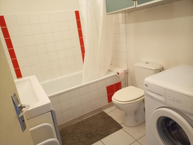 Location studio St Etienne - Photo 4
