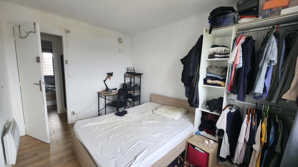 Location chambre Marseille 05 - Photo 1