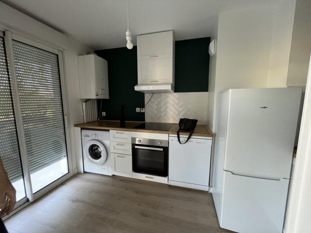 Location appartement T2 St Jacques de la Lande - Photo 3